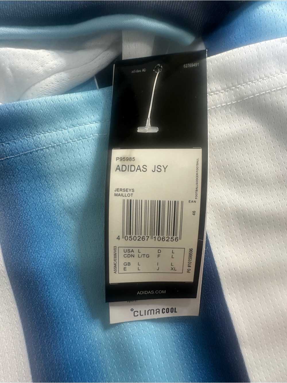 Adidas Messi Argentina #10 Home Soccer Jersey - White & Sky Blue - Picture 6 of 6